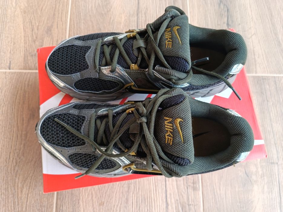 Маратонки Nike V5 rnr 42.5