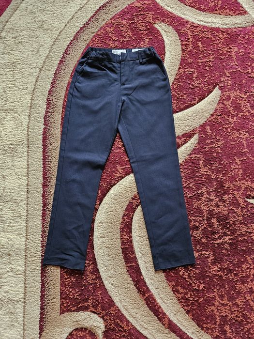 Pantaloni  baieti 8 ani