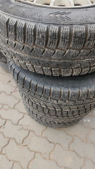 4 100 р 15 с зимней резиной липучка
