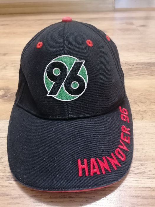 Лятна шапка с козирка Diadora