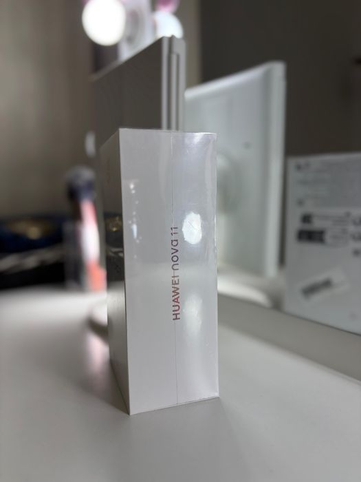 Huawei Nova 11 - 256GB, 8GB RAM, Black