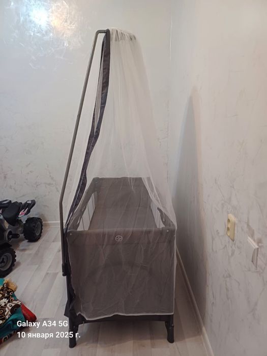 Детский манеж в отличном состояний