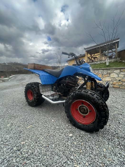 Vând ATV in stare foarte bună