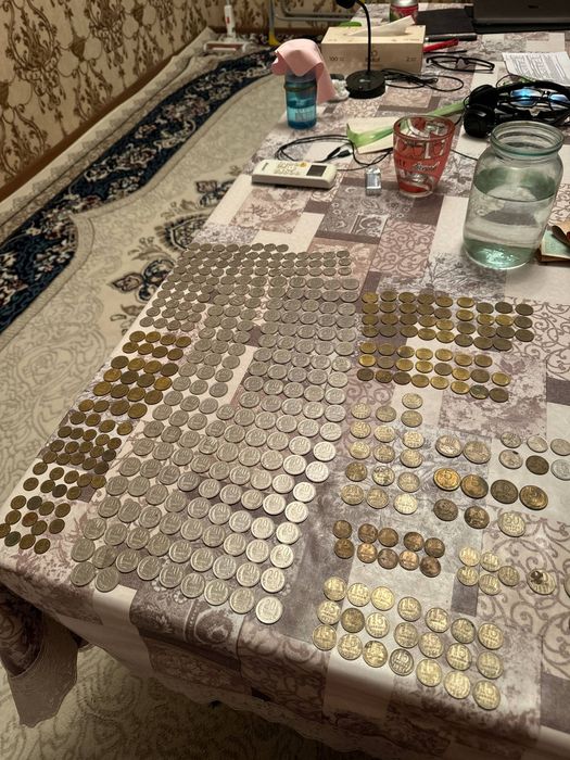 Старые монеты разных стран