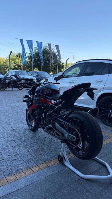 BMW M1000R M Competition 2026