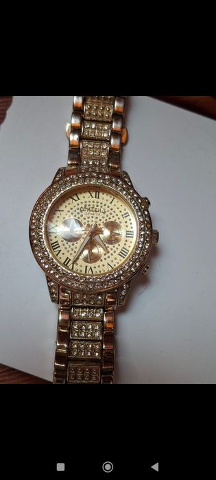 2 ceasuri de vânzare