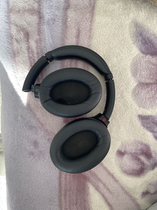 Продам наушники Sony WH-1000XM4