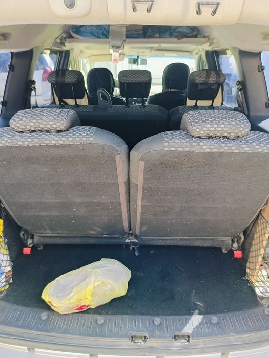 Лада Ларгус 2015 года 7 местный