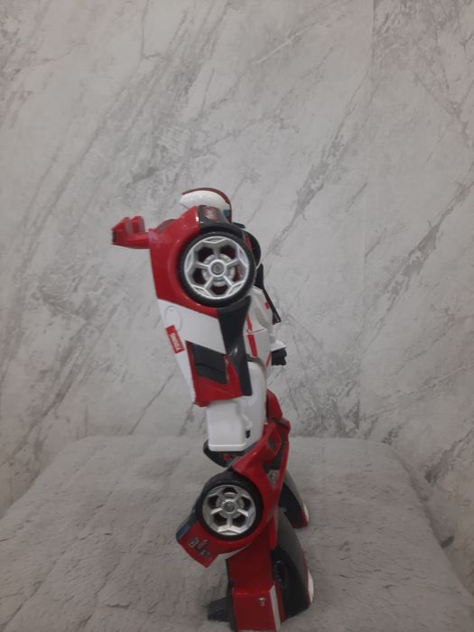 Продам машину робот