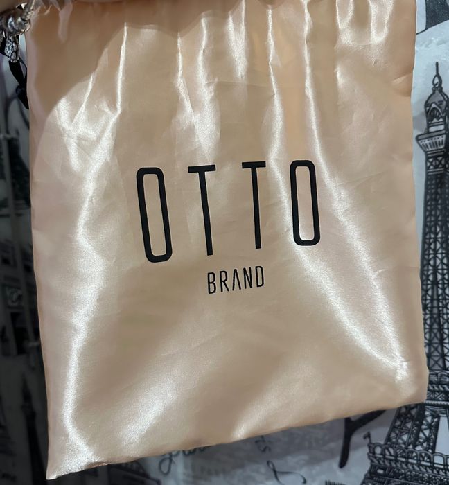 Екстеншъни за коса