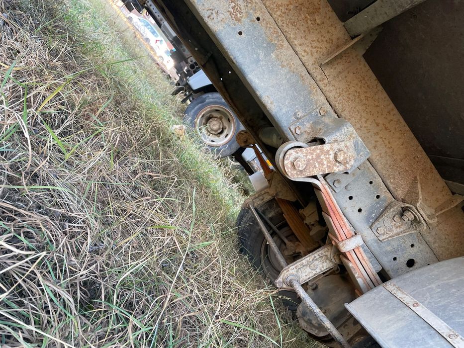 De vanzare iveco daily 2.3 diesel 7 lucuri