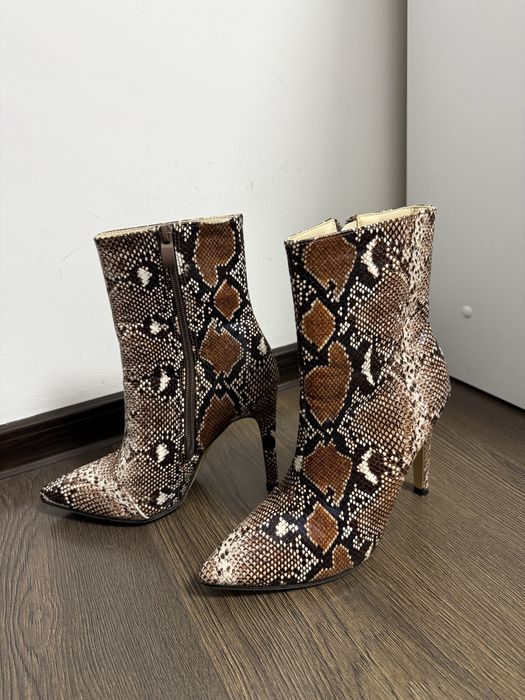 Botine din piele ecologica