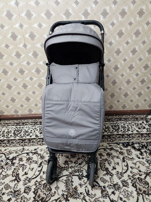 Коляска   INING BABY