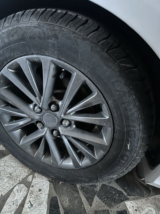 Продам диски с резиной