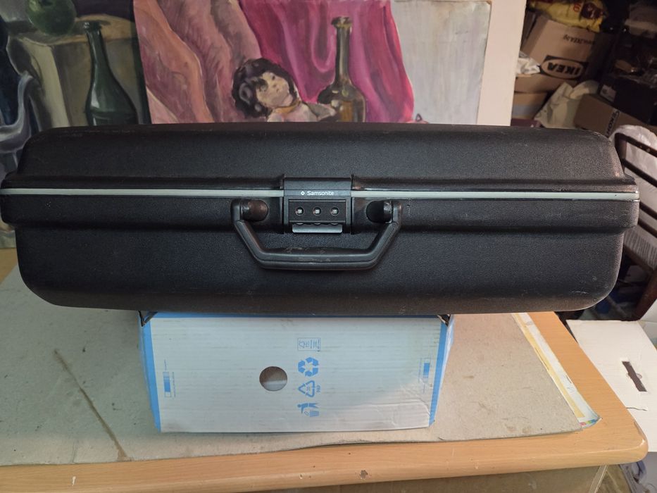 Куфар Samsonite.Размер  65/50/25