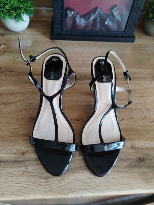 Новые басаножки 37р