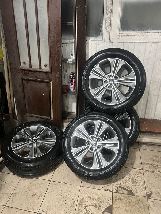 Диски с летней резиной а отличном состоянии