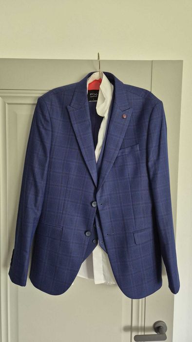 costum bărbați modern mărime 48