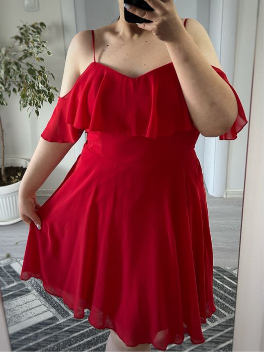 Червена рокля - XL