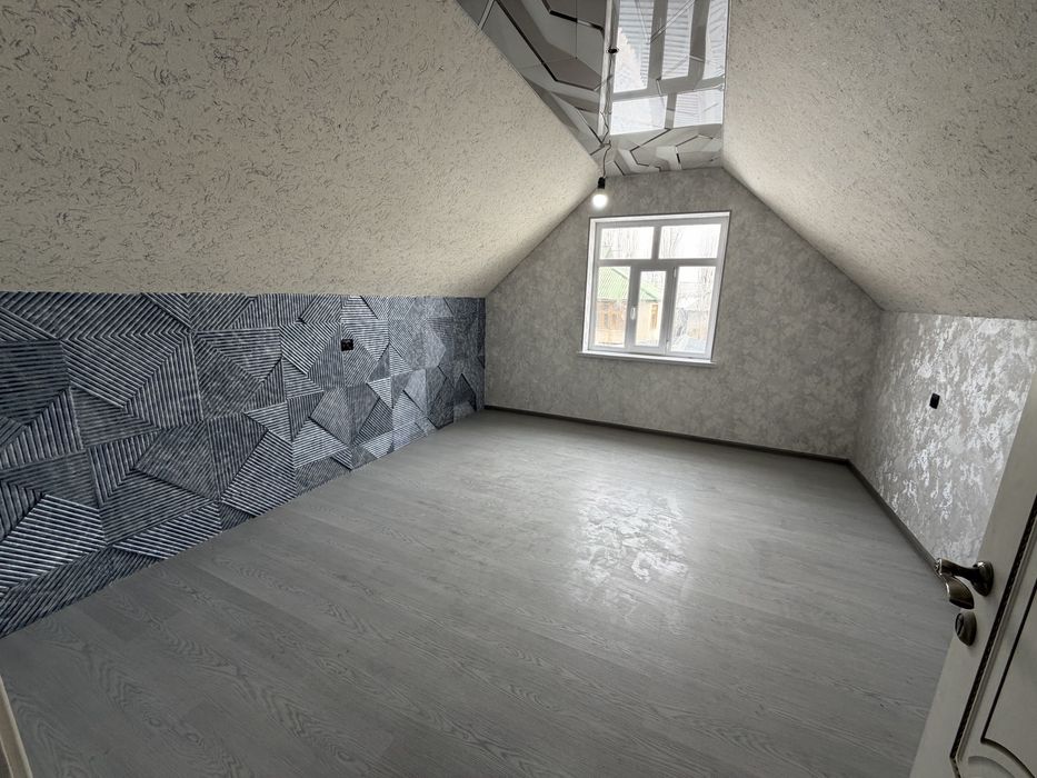 Zudlik bn Gulistonda uy sotiladi