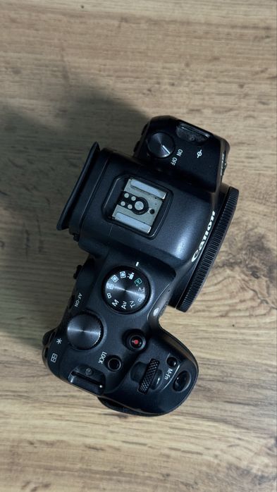 Продам Canon R6 без зеркалка