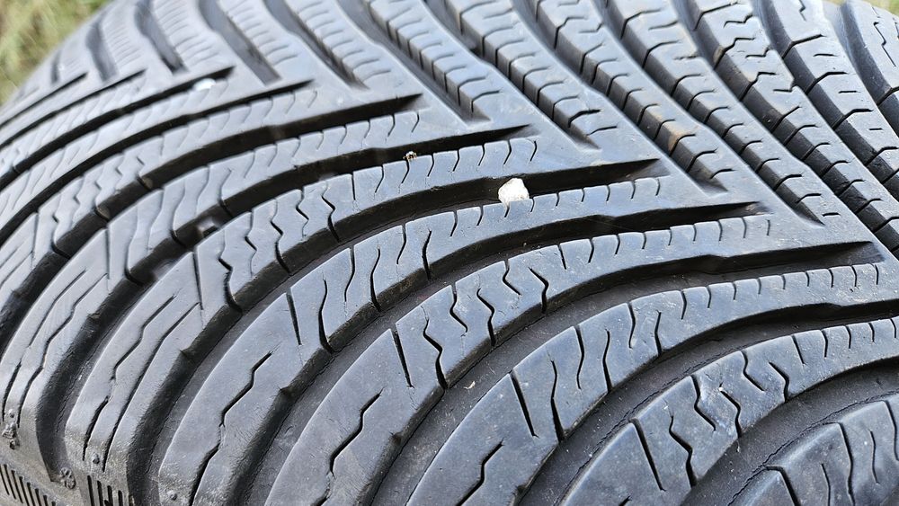 2бр гуми 205 55 16 мишелин