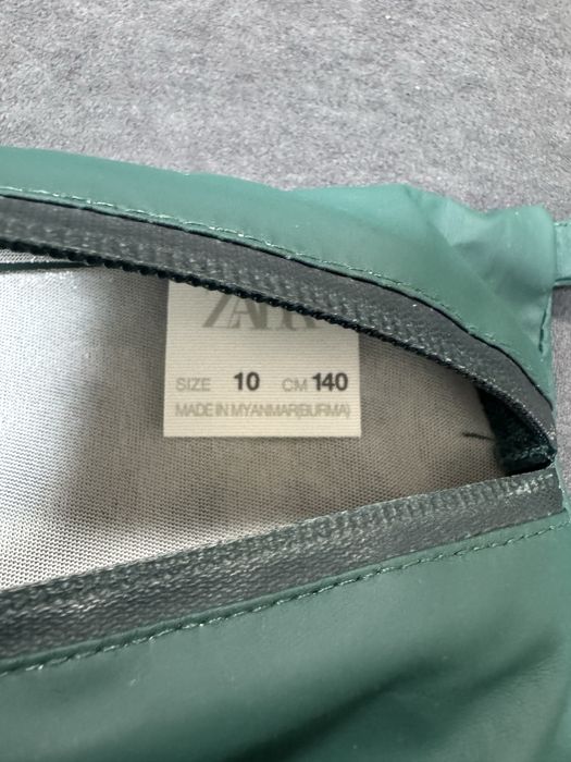 Продам дождевик-ветровку Zara Kids (Packable Jacket)