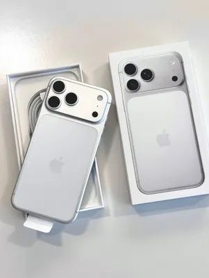 iPhone 17pro max silver 1:1
