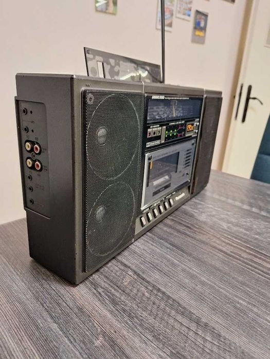 Panasonic RX-F32LE, стерео радиокасетофон - силен и добър звук, 20W, за ремонт.