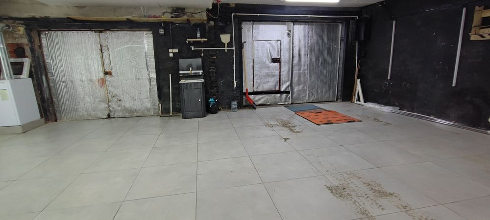 Продам гаражи(сто) со всеми удобствами.