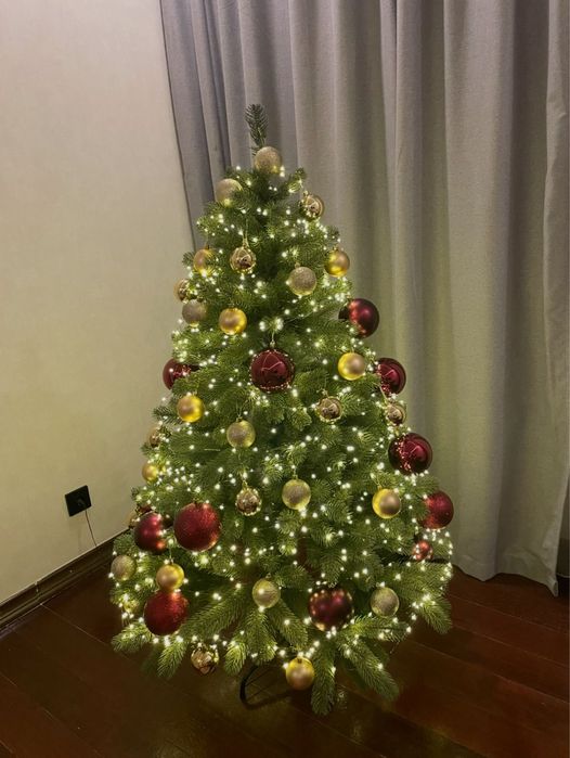Елка 130 см с игрушками