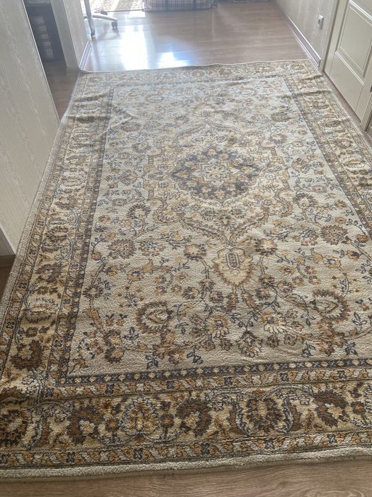 Продам ковер натуральный шерстяной