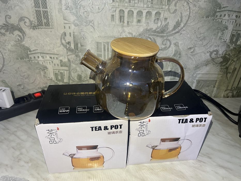 Продам стеклянный чайник