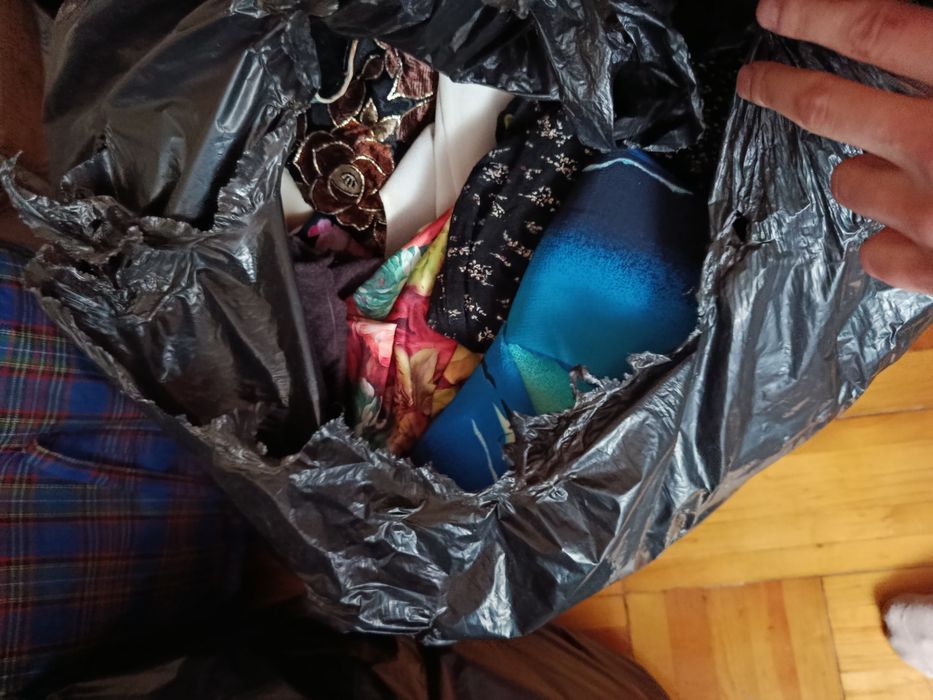 Продам вещи по  большого размера по 20.000 тысяч сум!