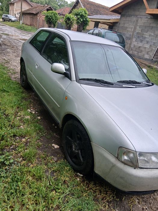 Audi A3 1.6 101кс