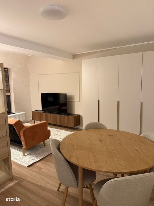 Studio de inchiriat in complex NOU / Cornisa / Platou / PARCARE / UMF