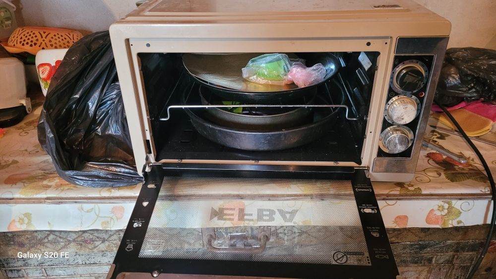 Печка EFBA булки пісіруге