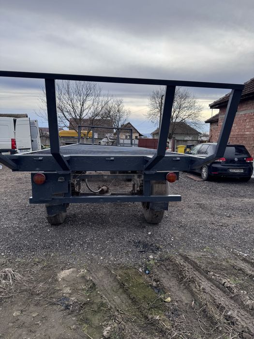 Trailer pentru baloti