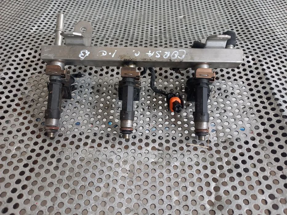 Rampa Injectie Injectoare Injector Opel Corsa C Agila 1.0 Benzina Z10XEP - Dezmembrari Arad