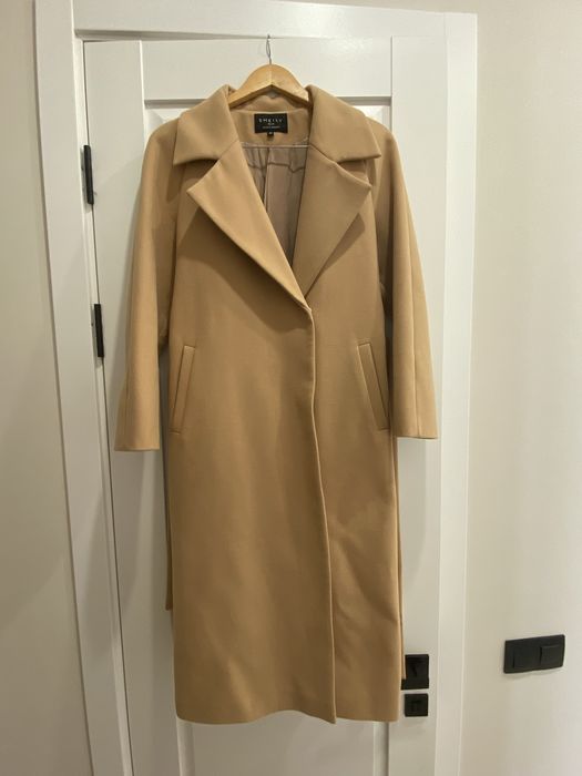 Продается пальто женское размер XS