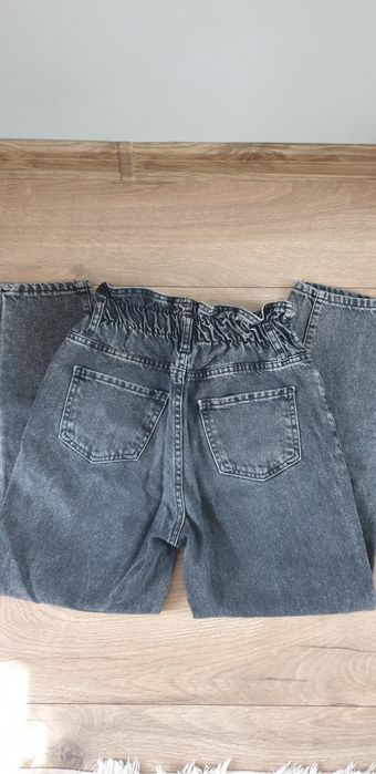 Дамски дънки 20 лв. броя