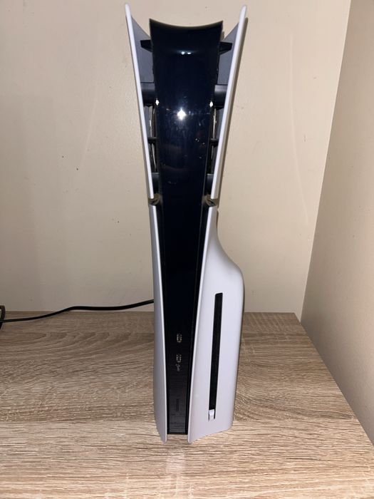 PS5 Slim 825gb cu Disk