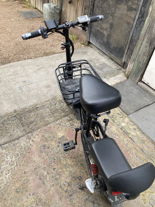 Продам электросамокат