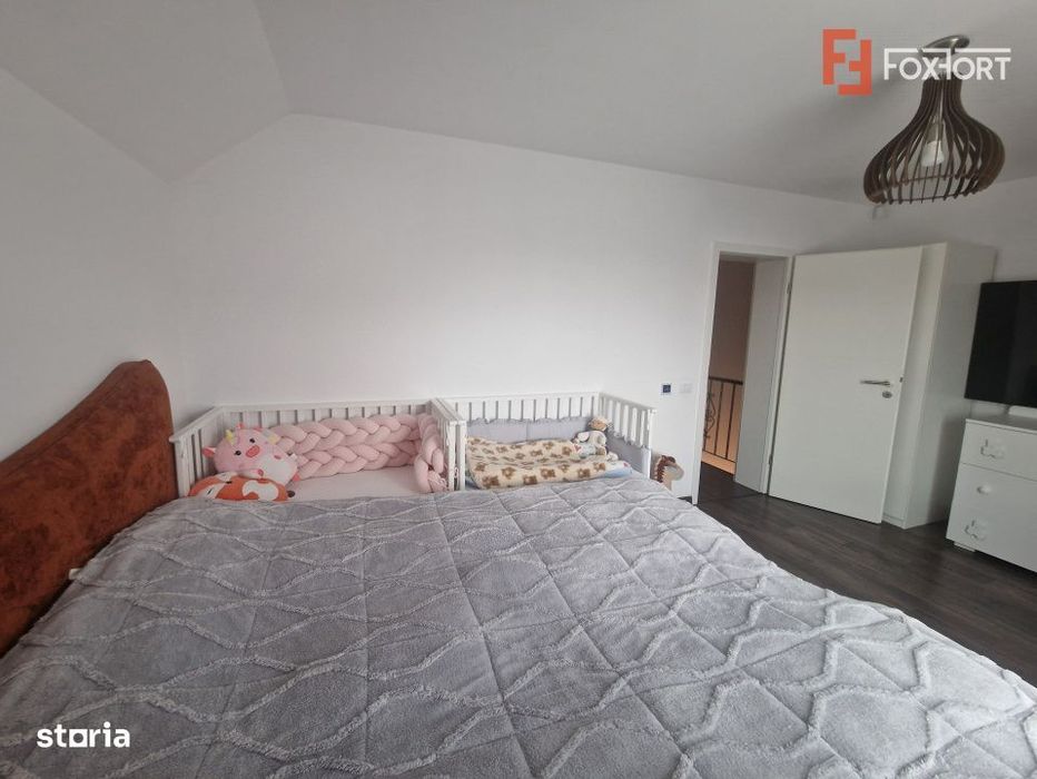 Duplex de vanzare cu 4 camere mobilat si utilat - Mosnita Veche