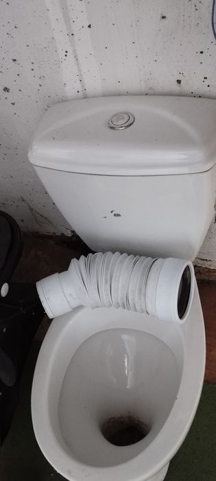 Продам унитаз хорошем состояние