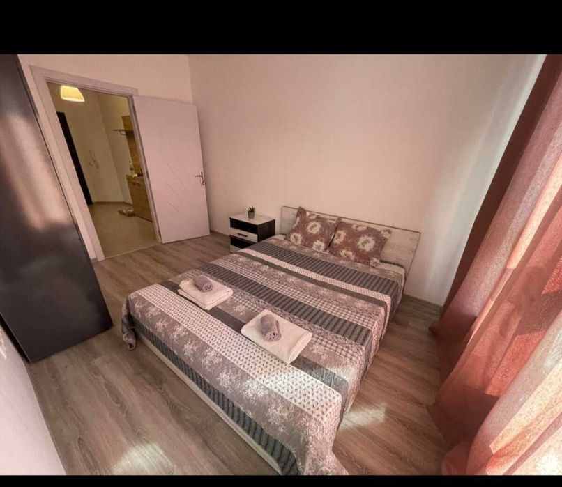 Дава се под наем Двустаен апартамент в Варна, Левски - 70 кв.м за 408 € - Снимка #3