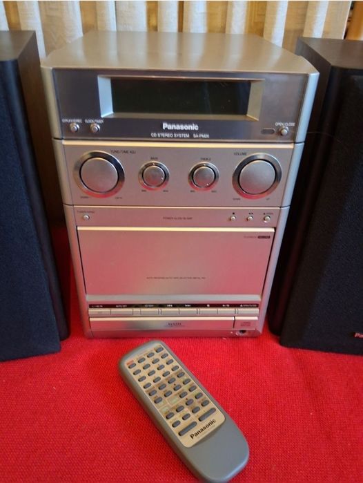 Sistem audio Panasonic.
