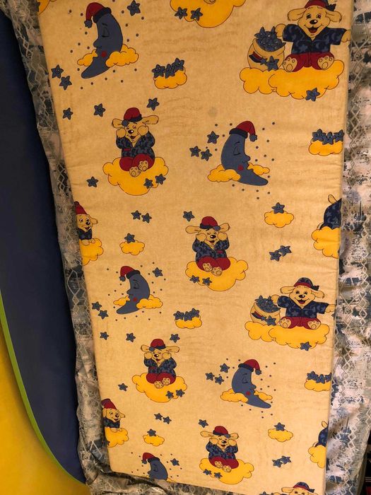 Матрак за детска кошара