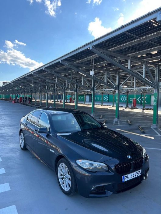 BMW Seria 5 F10 530D
