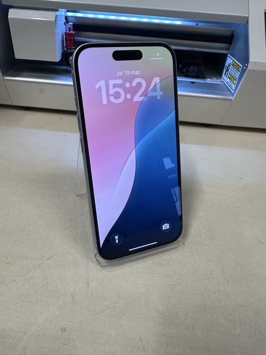 Iphone 15 / 128 gb / 100% baterie / impecabil ca nou! Garantie